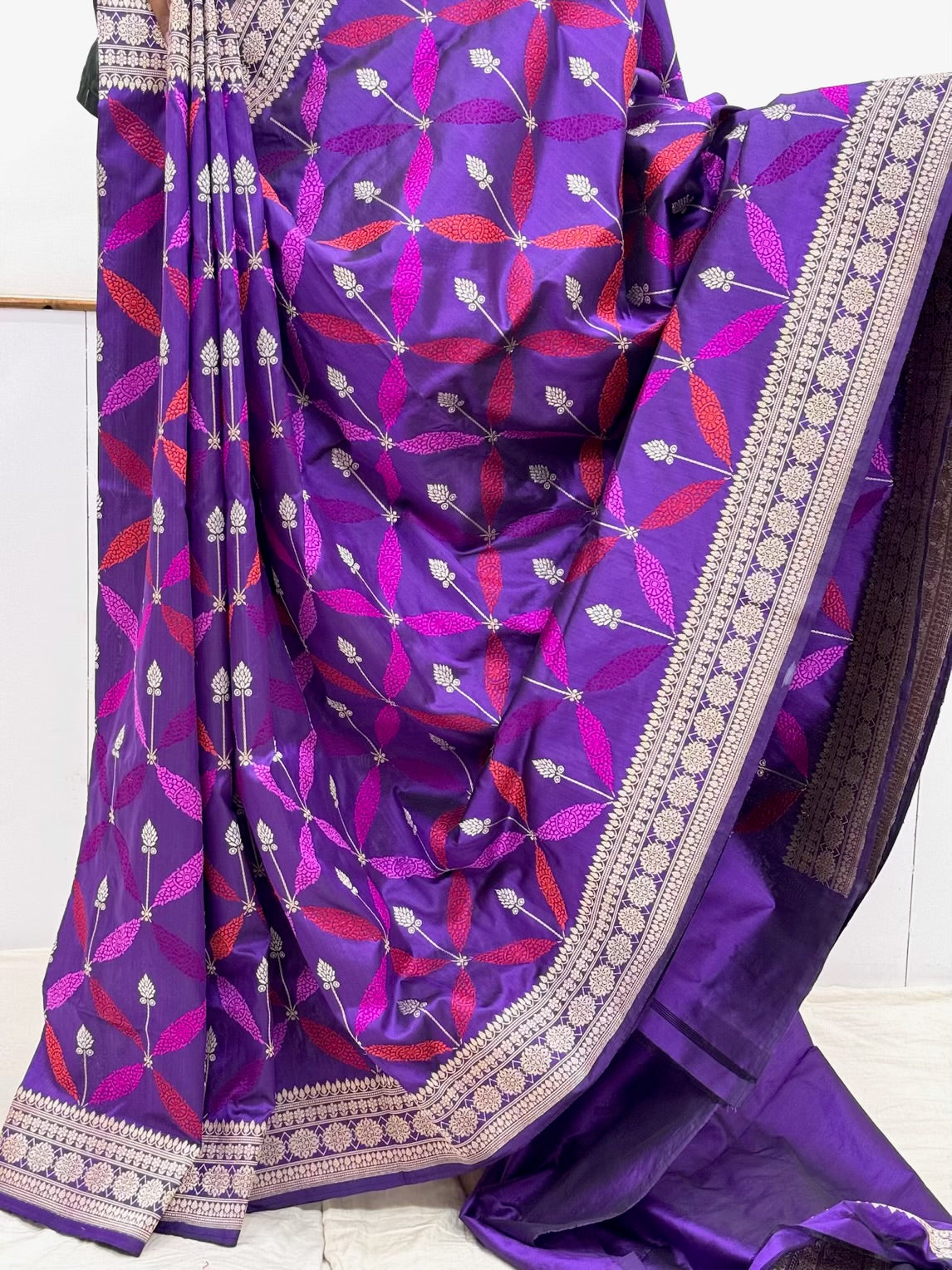 Purple Banarasi Pure Silk Saree | Kadhwa Technique - 100% Pure Katan Mulberry Silk | Handwoven Banarasi Saree