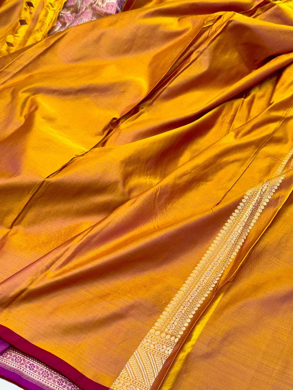 Red Pure Satin Silk Handwoven Banarasi Saree