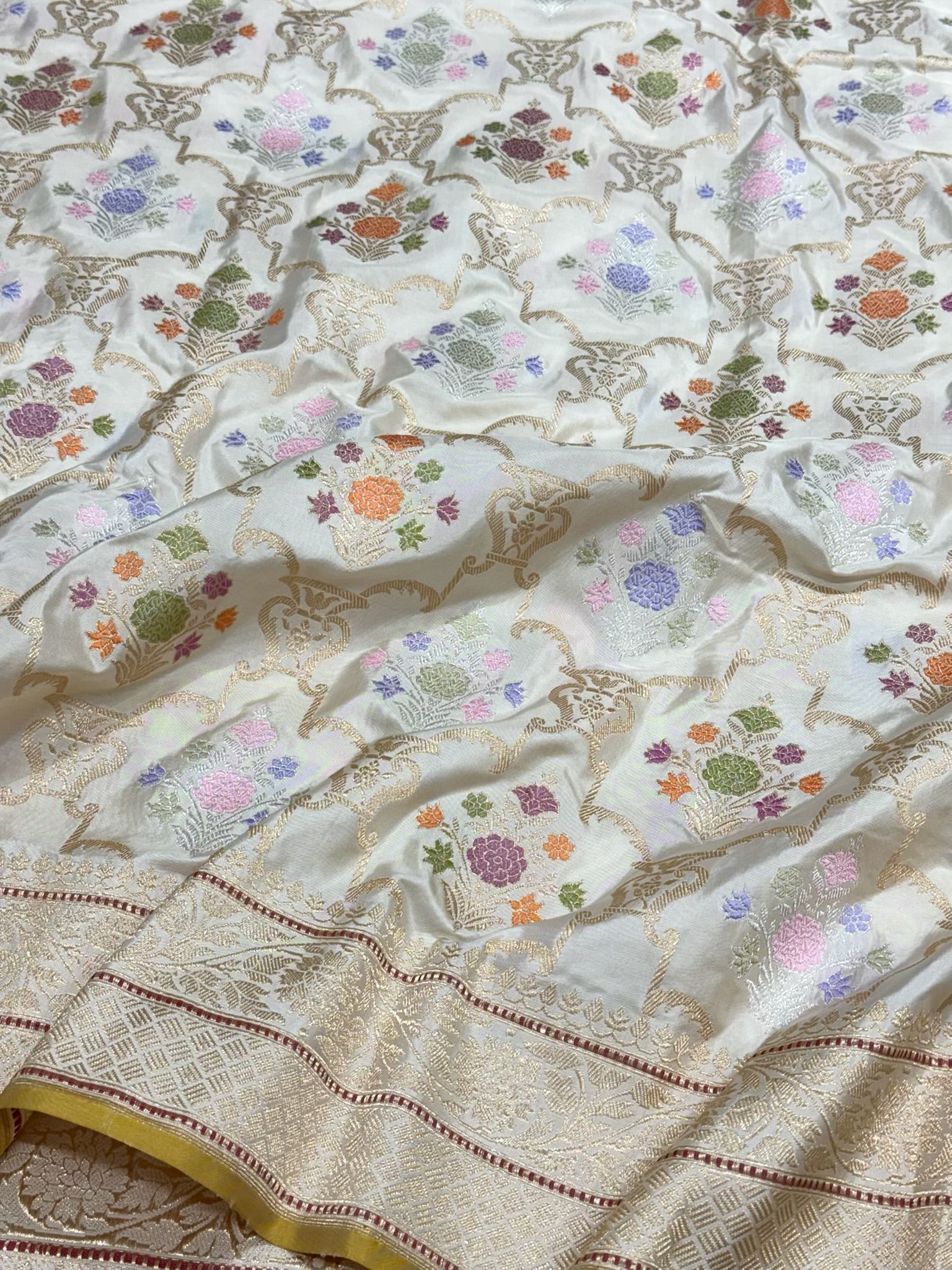 Ivory Pure Mulberry Silk & Pure Double Katan Silk Handwoven Premium Banarasi Saree with Kadhwa Weave