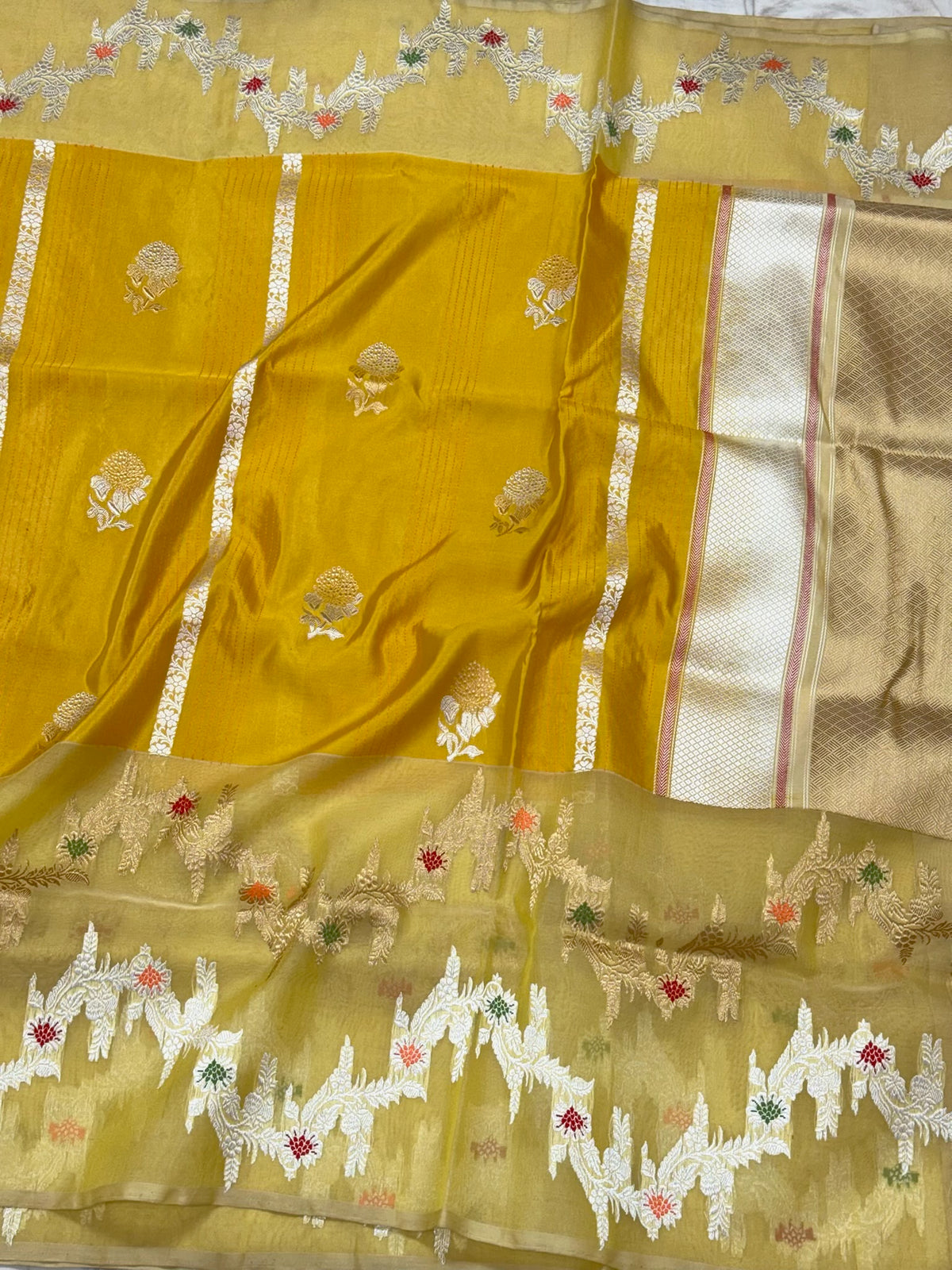 Mustard Yellow Pure Katan Mulberry Silk| Kadhwa  Kadhiyal Weave | Pure Kora Silk Borders Banarasi Saree - The Modern Royal