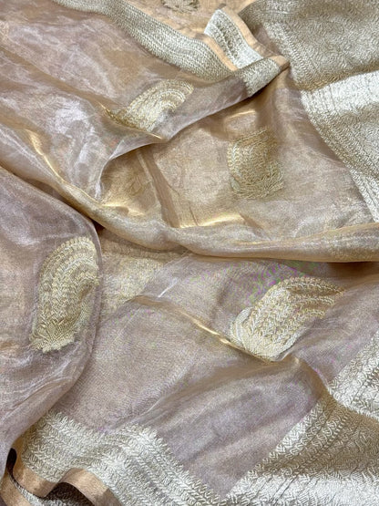 Molten Gold Pure Tissue Silk Handwoven Banarasi Saree | Kadhwa Ektara Weave | Pure Silk Vintage Banarasi Saree
