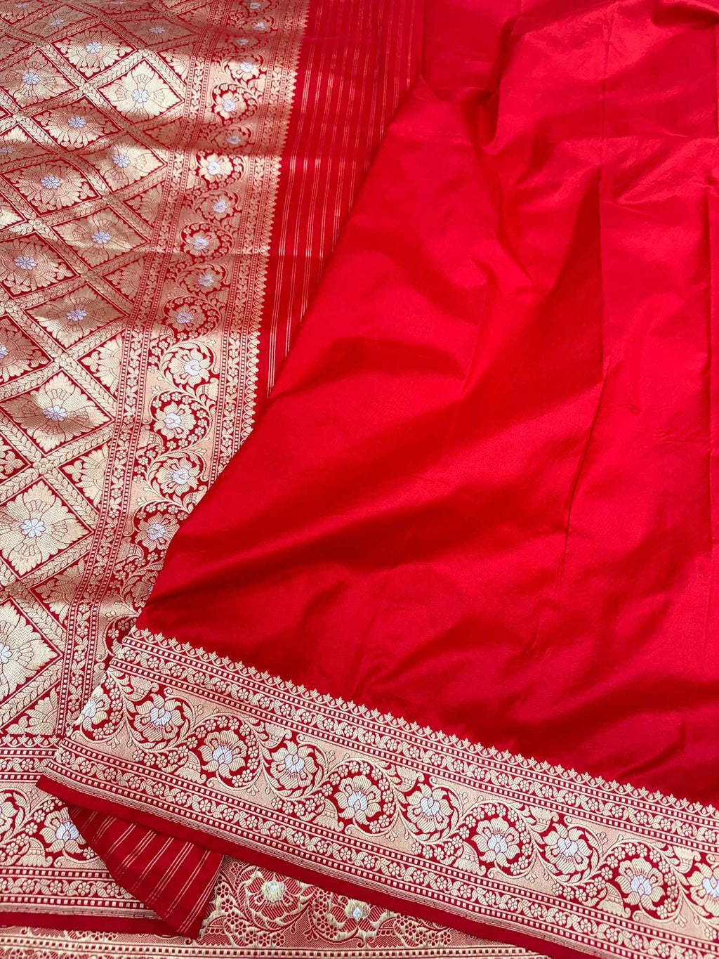 Lavender Pure Silk Handwoven Rangkaat Banarasi Saree