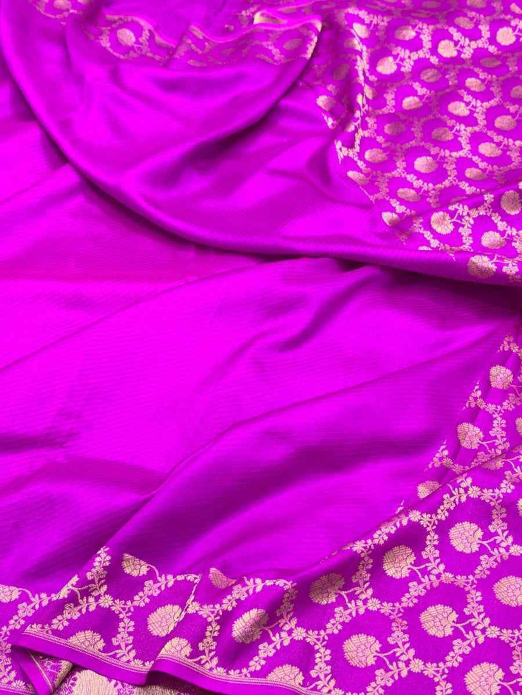 Black Pure Katan Silk Handloom Contemporary Banarasi Saree