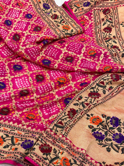 Pink Pure Chiffon Georgette Handloom Saree with Bandhani Work