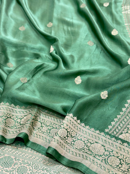 Emerald Green Pure Mashru Satin Silk Handwoven Banarasi Saree