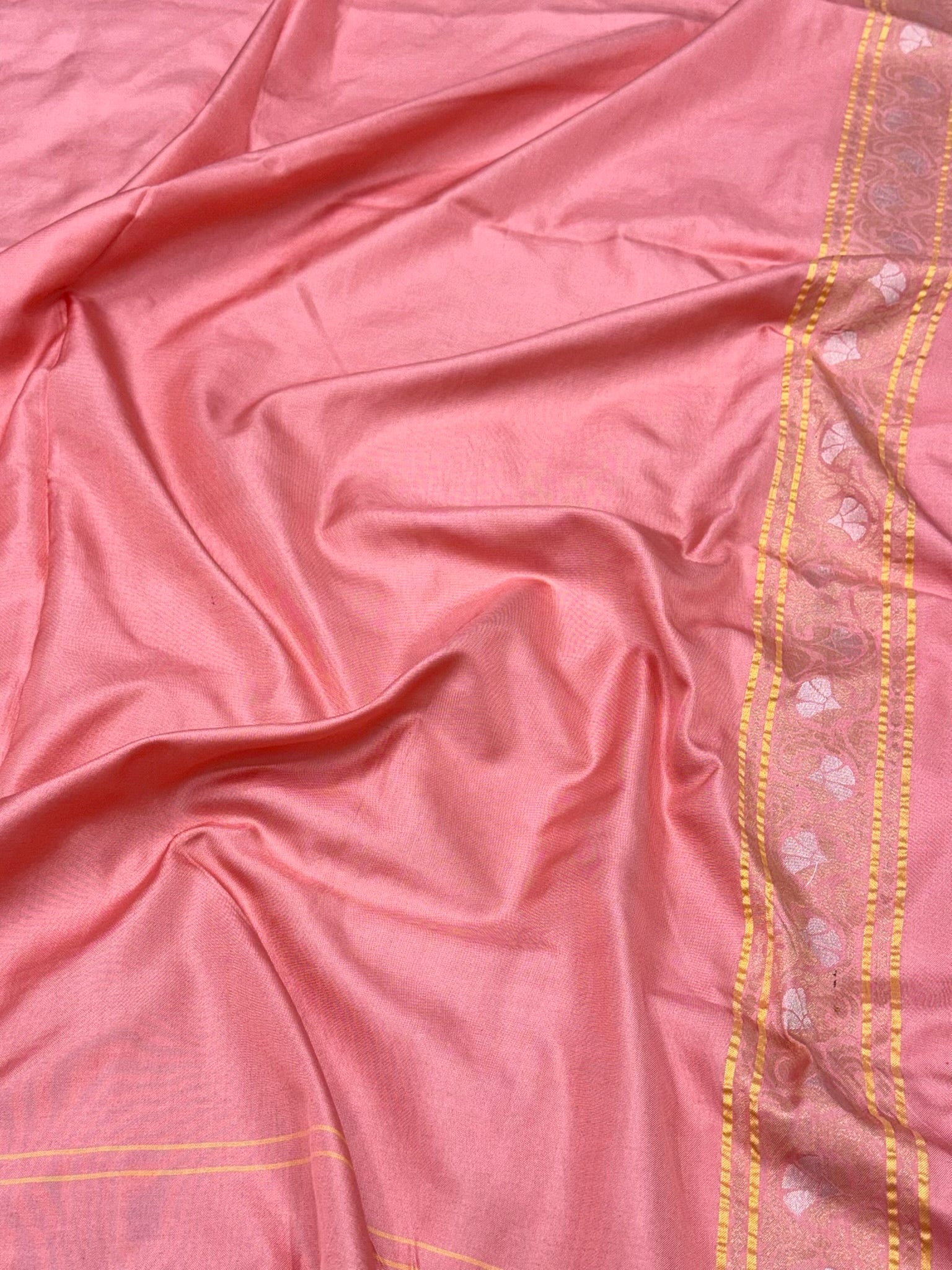Powder Pink Pure Double Katan Silk Jamdani Handloom Banarasi Saree With Ektara Technique