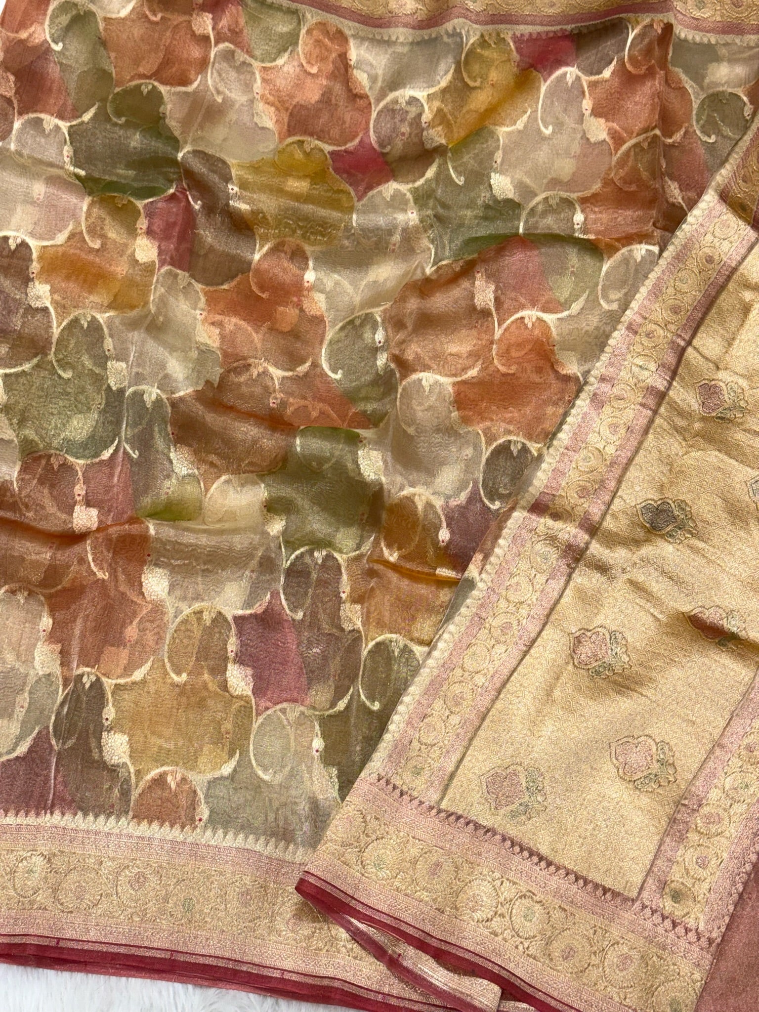 Yellow Pure Mulberry Tissue Silk Handloom Banrasi Saree |Ektara Weave|