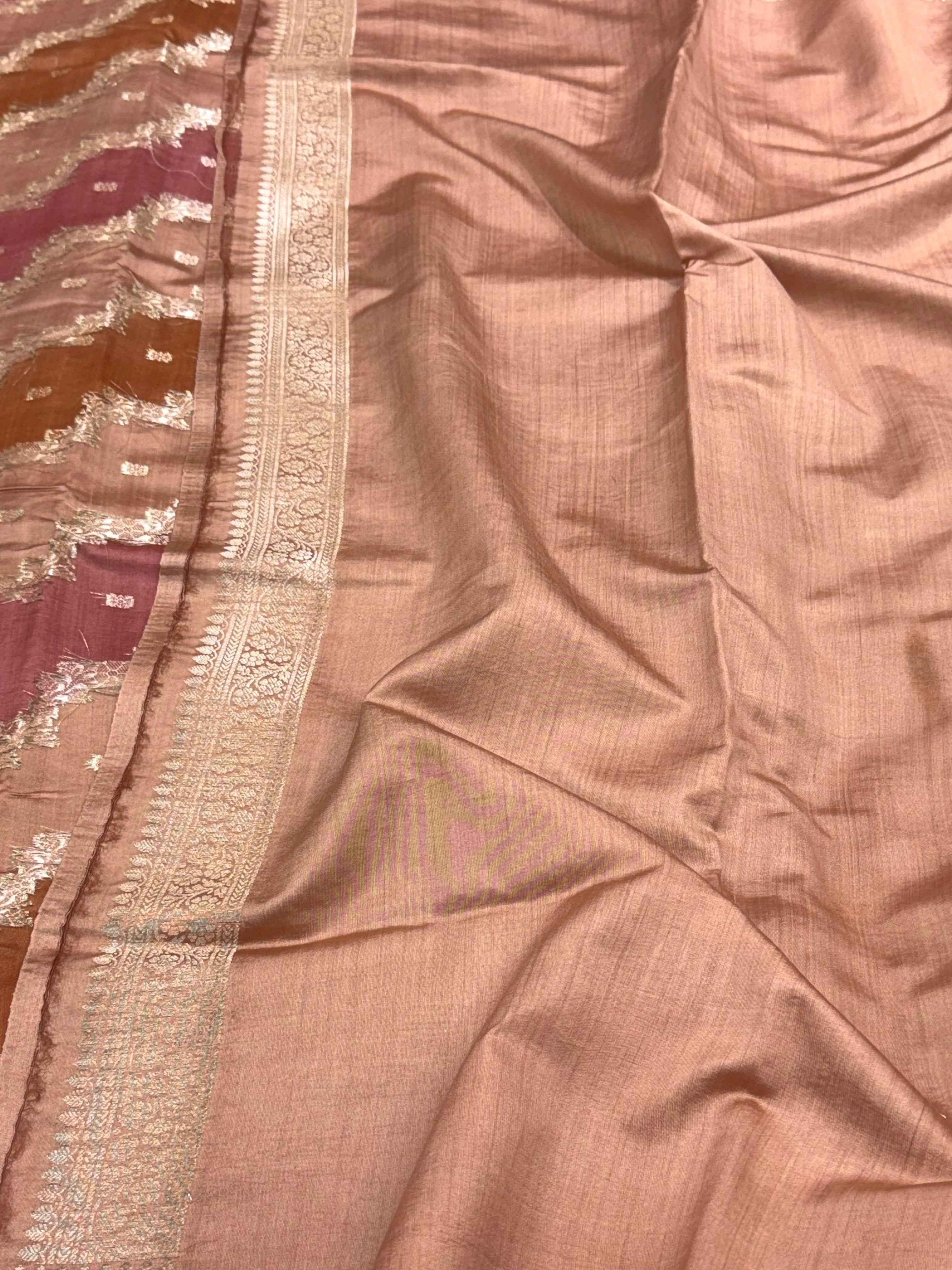 Dusty Pink Pure Mulberry Chiniya Silk Handloom Banarasi Saree - Rangkat Style