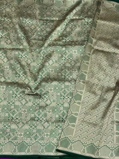 Bottle Green Pure Katan Silk & Pure Mulberry Silk Handloom Banarasi Brocade Saree