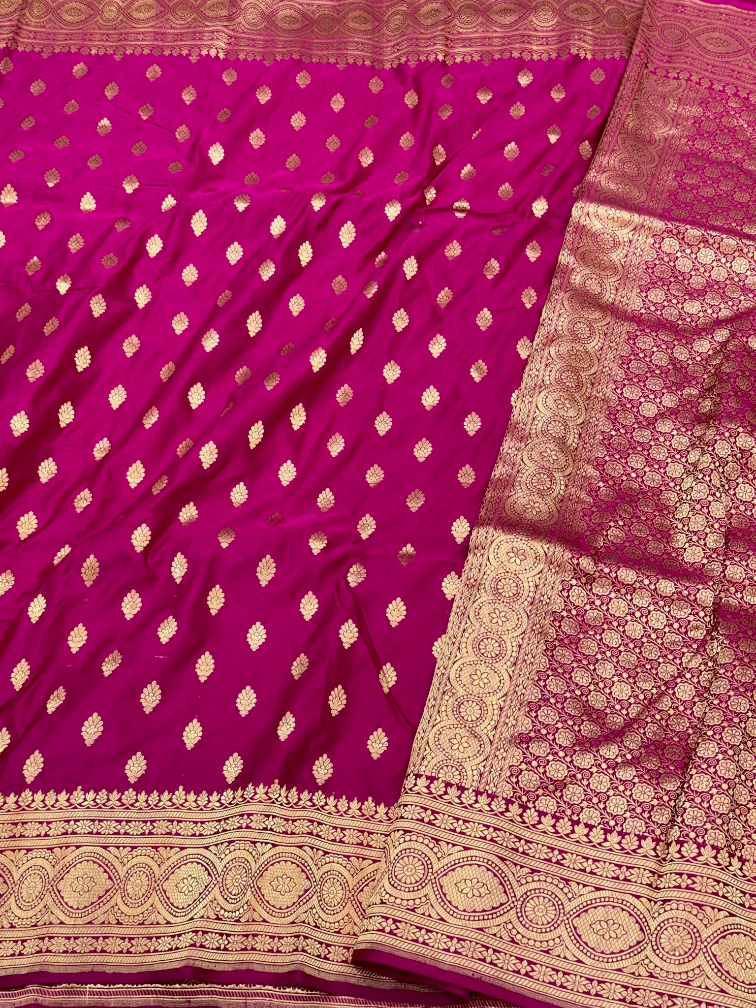 Hot Pink Pure Katan Mulberry Silk Handloom Banarasi Saree | Timeless Banarasi Elegance