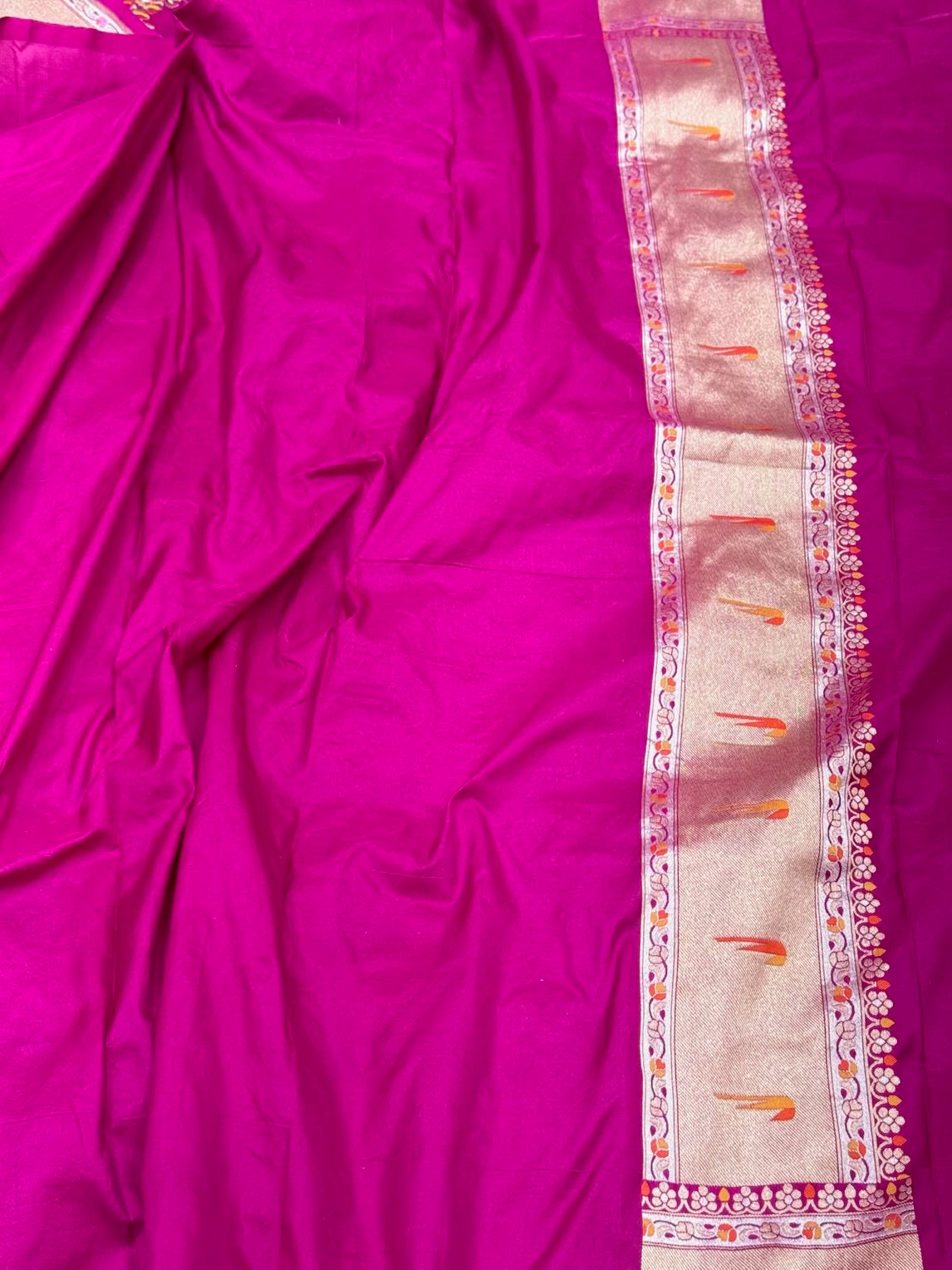 Magenta Pink Pure Katan Silk Handloom Banarasi Saree | Pure Mulberry Silk Cutwork Technique Banarasi Saree