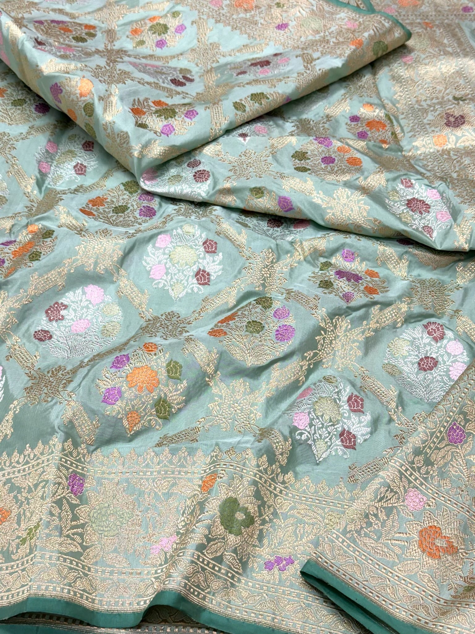 Light Sea Green Pure Double Mulberry Katan Silk | Kadhwa Technique | Handwoven Banarasi Saree - New Era Of Saree Glamour