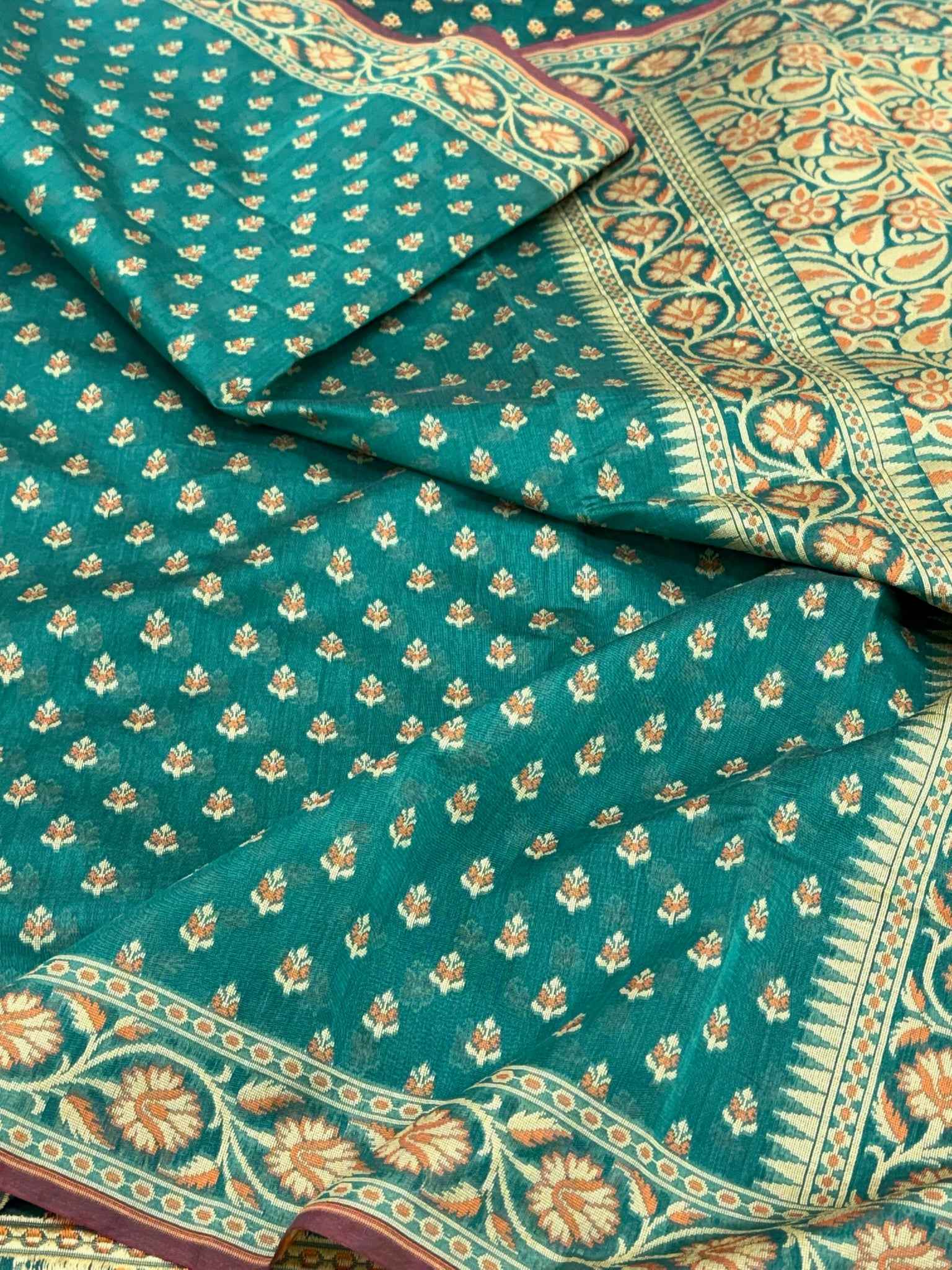 White Blended Silk Lightweight Cotton Saree