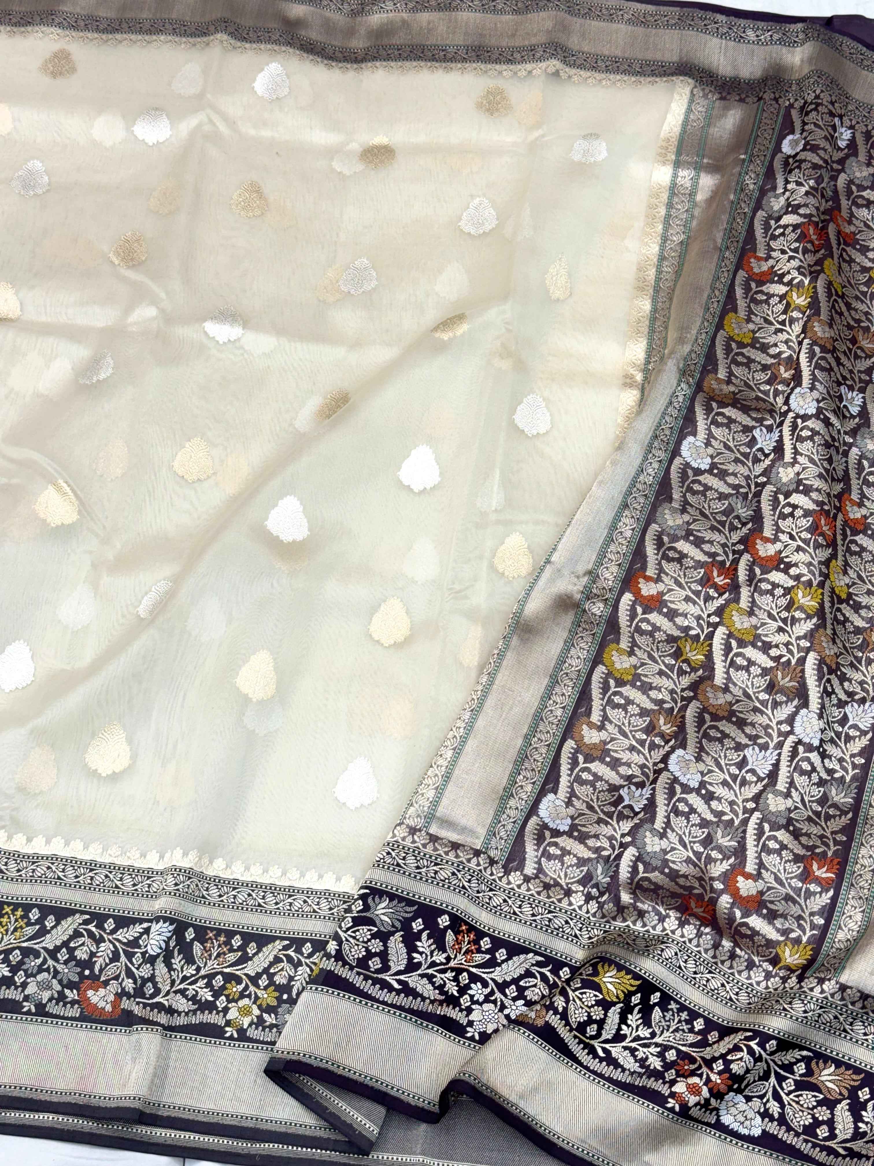 Pearl White/Wine Pure Kora Silk Modern Handwoven Banarasi Saree-Kadhuwa Weave