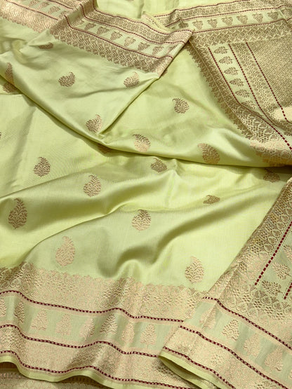 Pista Green Soft Lightweight Handwoven | Kadhwa Weave | Pure Katan Mulberry Silk Banarasi Saree