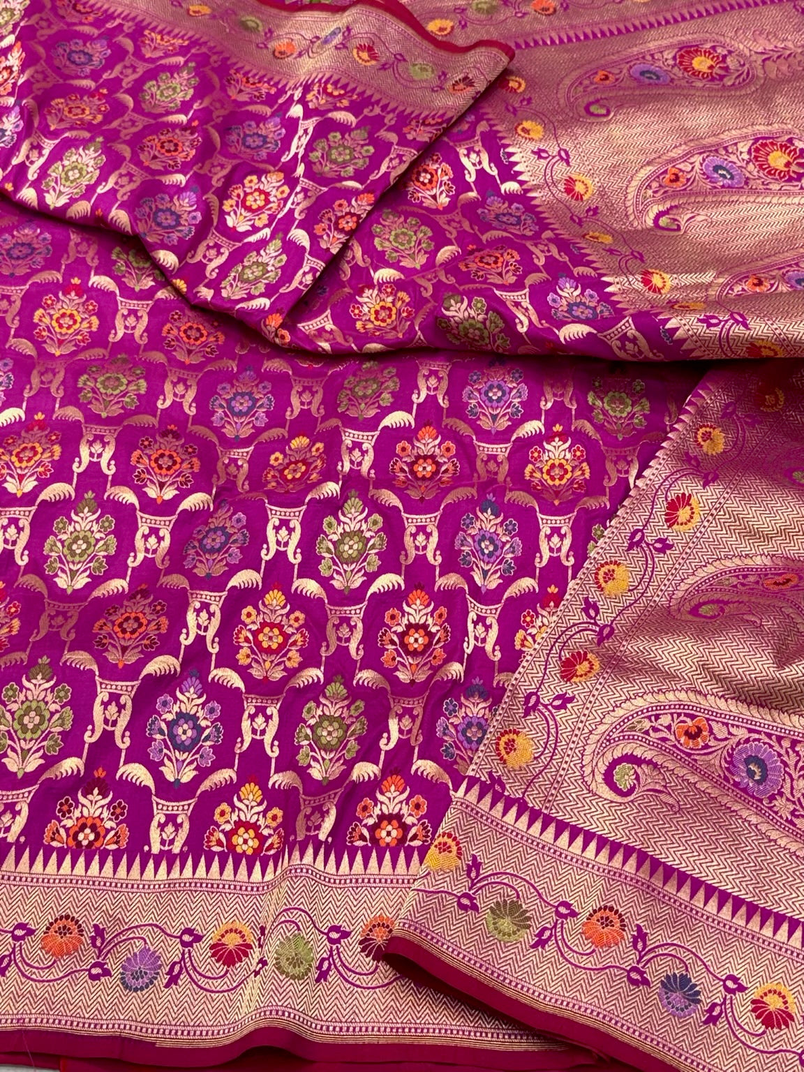 Rani Pink Pure Katan Silk - Pure Mulberry Silk Handloom vintage Banarasi Saree
