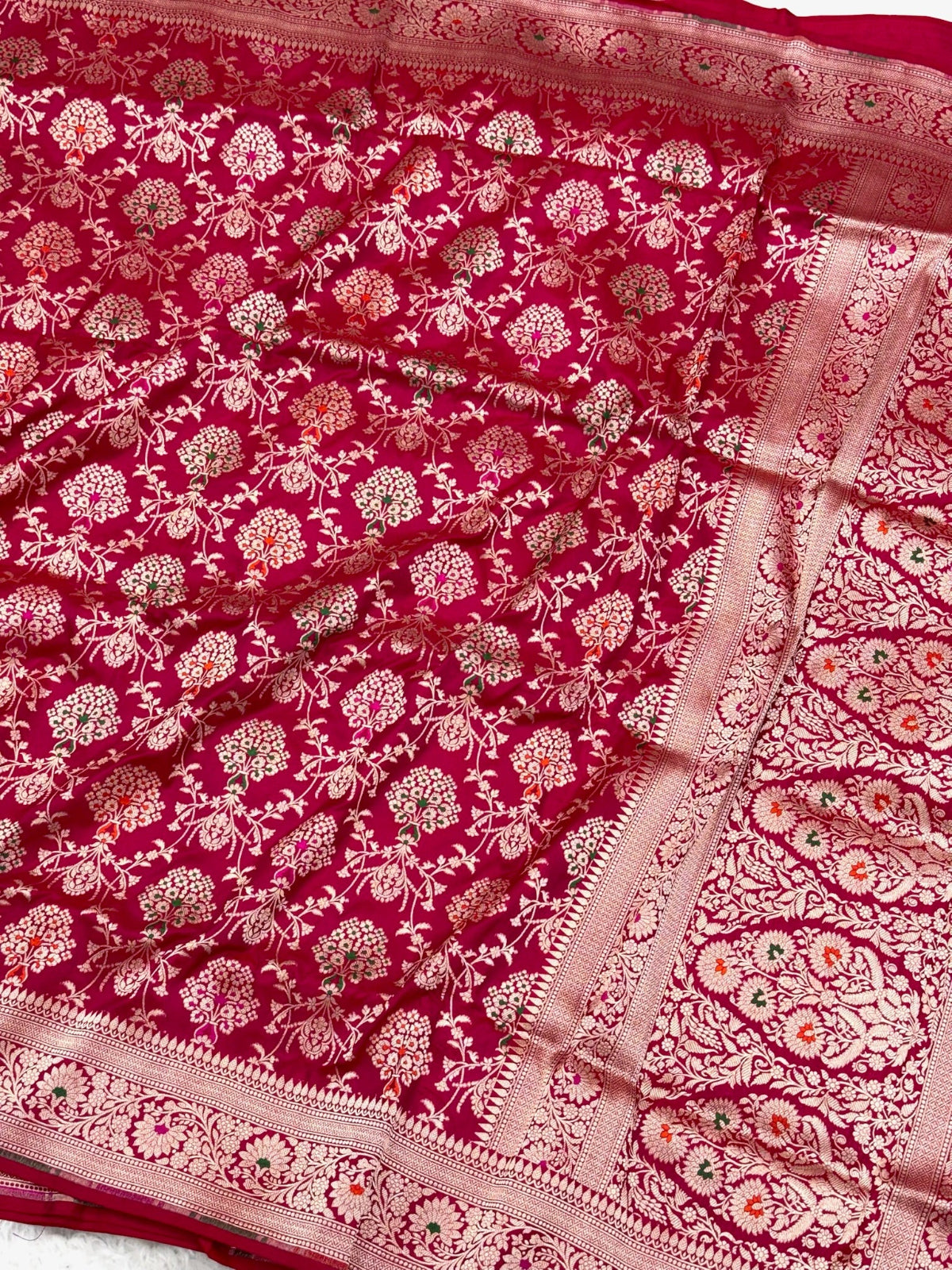Pinkish Red Pure Katan Silk Handloom Banarasi Saree