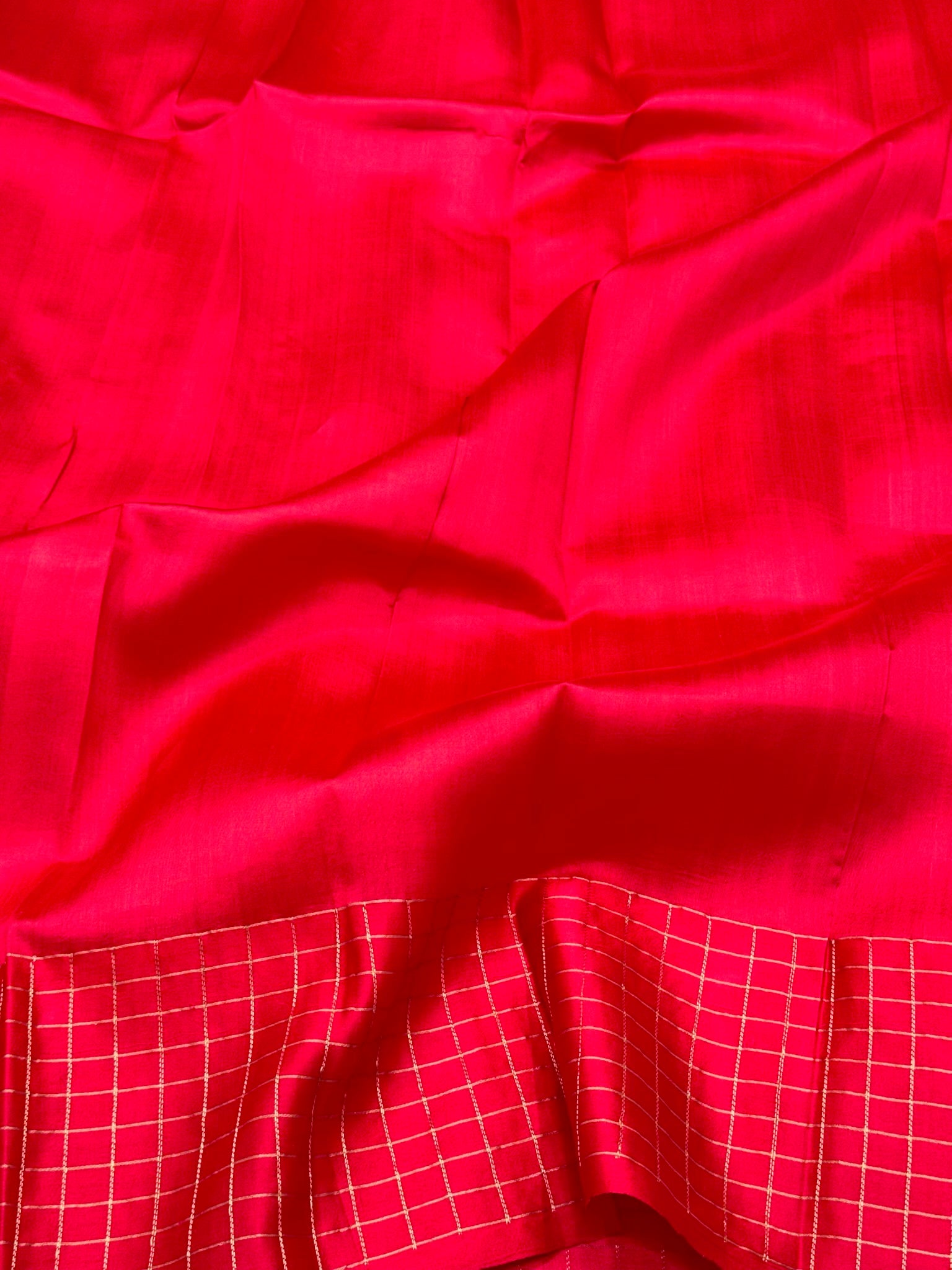 Bright Red Pure Raw Mango Silk Banarasi Handwoven Kadhwa Saree