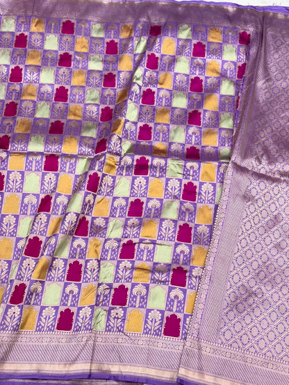 Lavender Pure Mulberry Silk & Pure Katan Silk Handloom Banarasi Saree - Rangkaat
