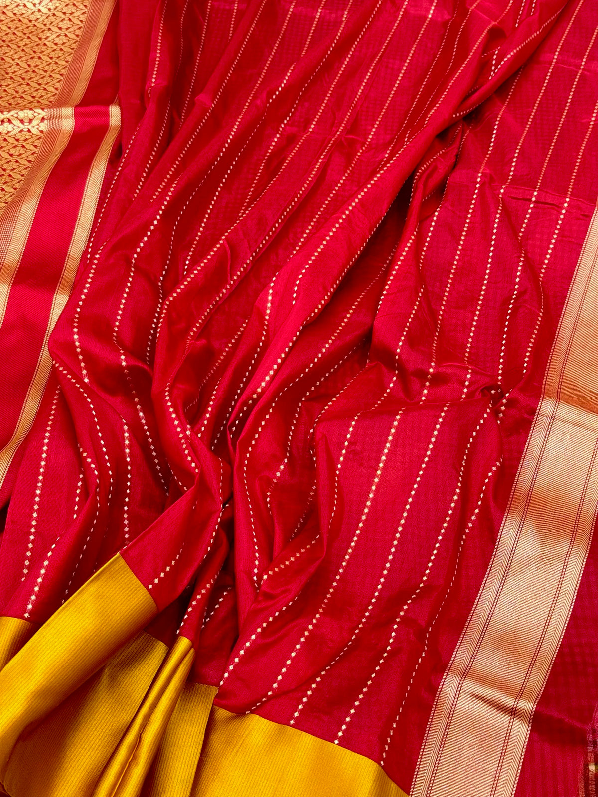 Black Pure Katan Mulberry Silk Handwoven Banarasi Saree | Kadhwa Weave Modern Contemporary Checks Saree