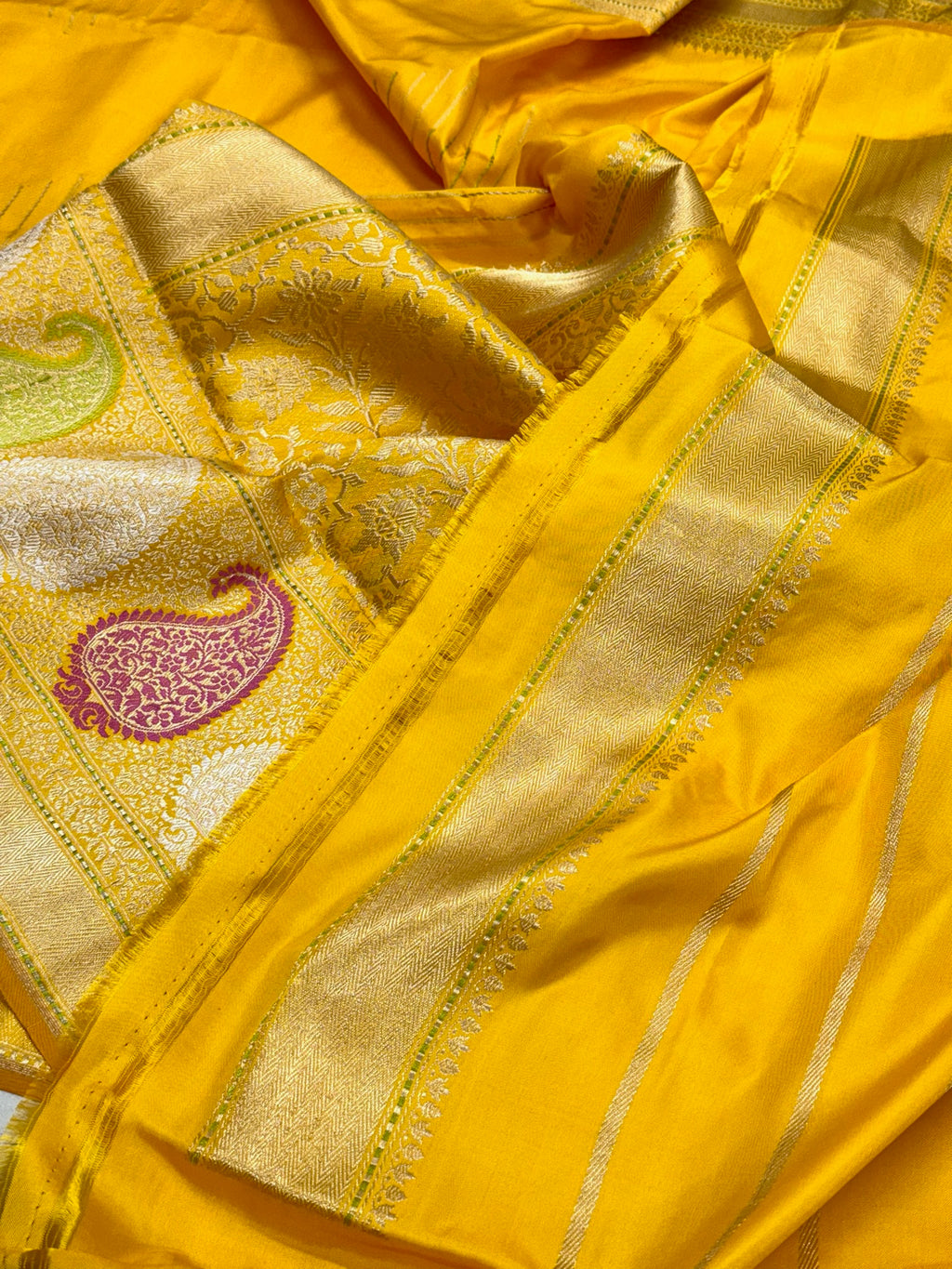 Yellow Ektara Weave Pure Banarasi Handwoven Saree
