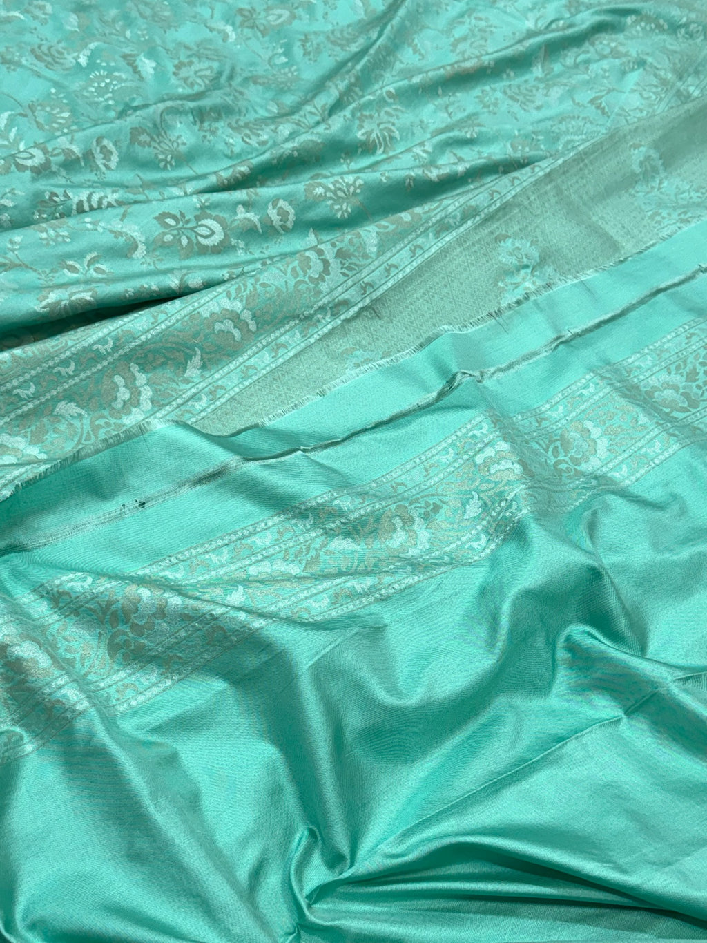 Aqua Green Pure Katan Silk Jamdani Ektara Handwoven Banarasi Saree