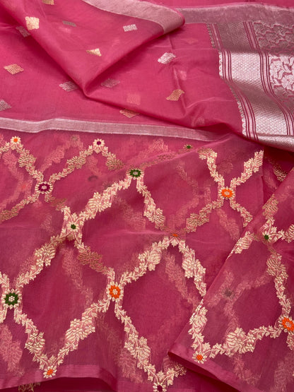Dark Pink Pure MUlberry Kora Silk | Kadhwa Technique | Handwoven Banarasi Saree - Heritage In A New Light