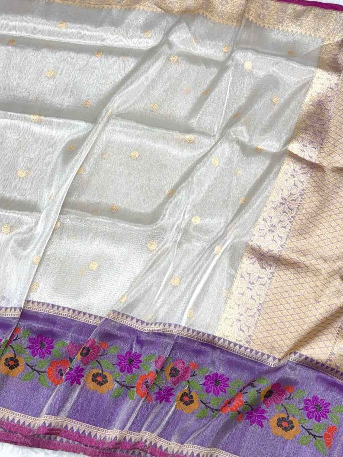 Light Green Pure Kora Silk Handwoven Banarasi Saree |Kadhuwa Weave|