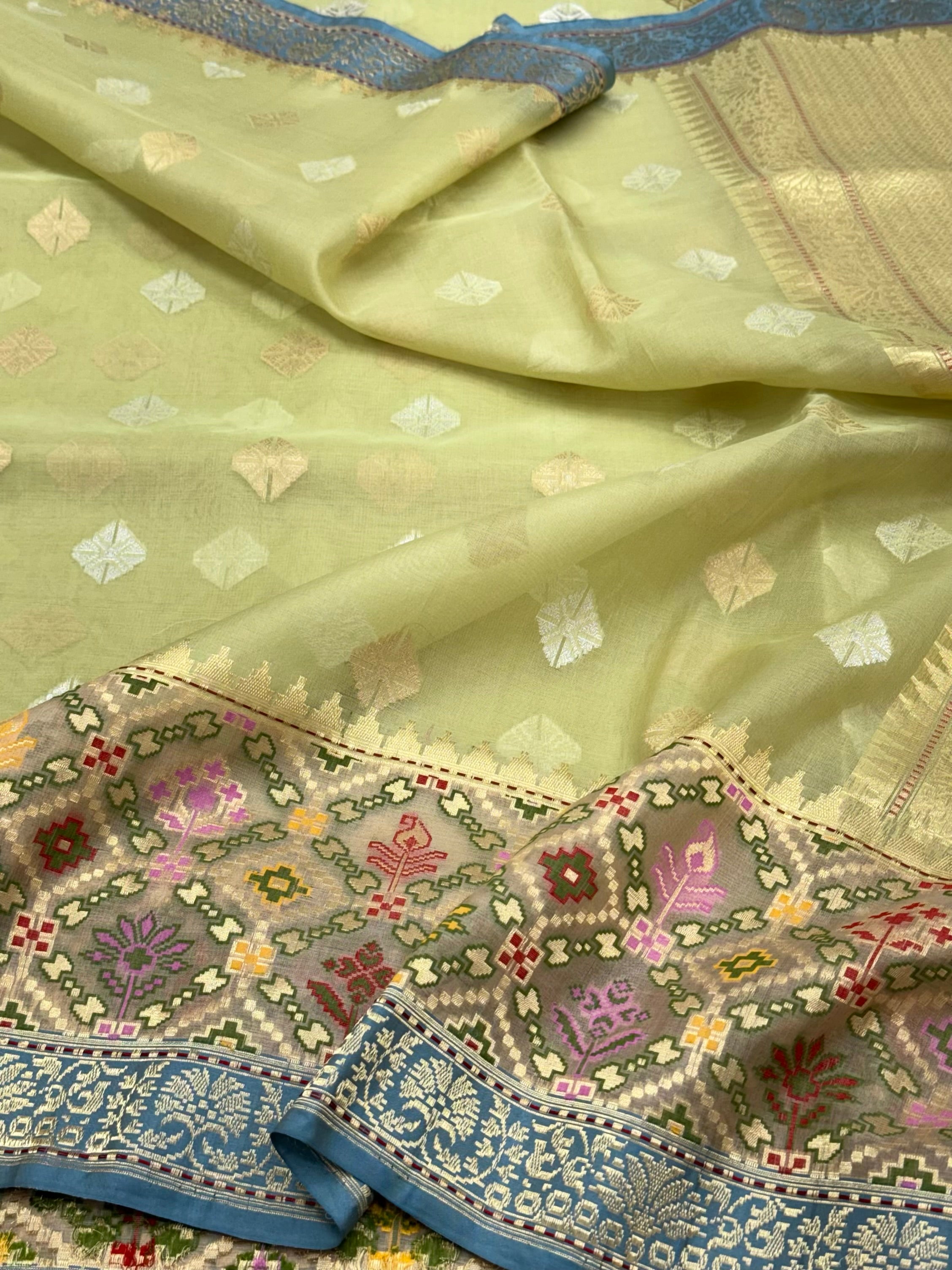 Pista Green Pure Kora Silk Handwoven Banarasi Saree