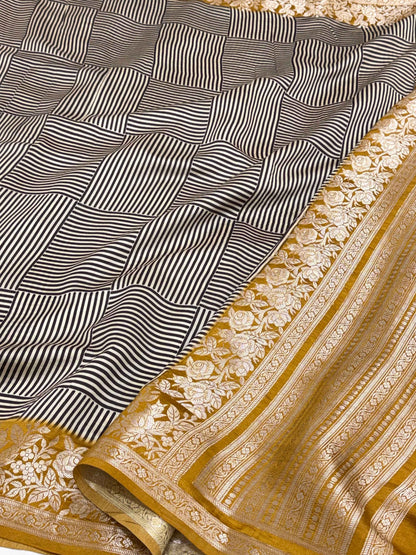 Purple Pure Chiniya Silk Contemporary Saree
