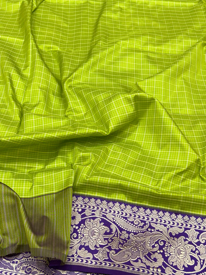 Green Handwoven Banarasi Checks Saree | Pure Mulberry Katan Silk - Contemporary Kadhwa Banarasi Saree