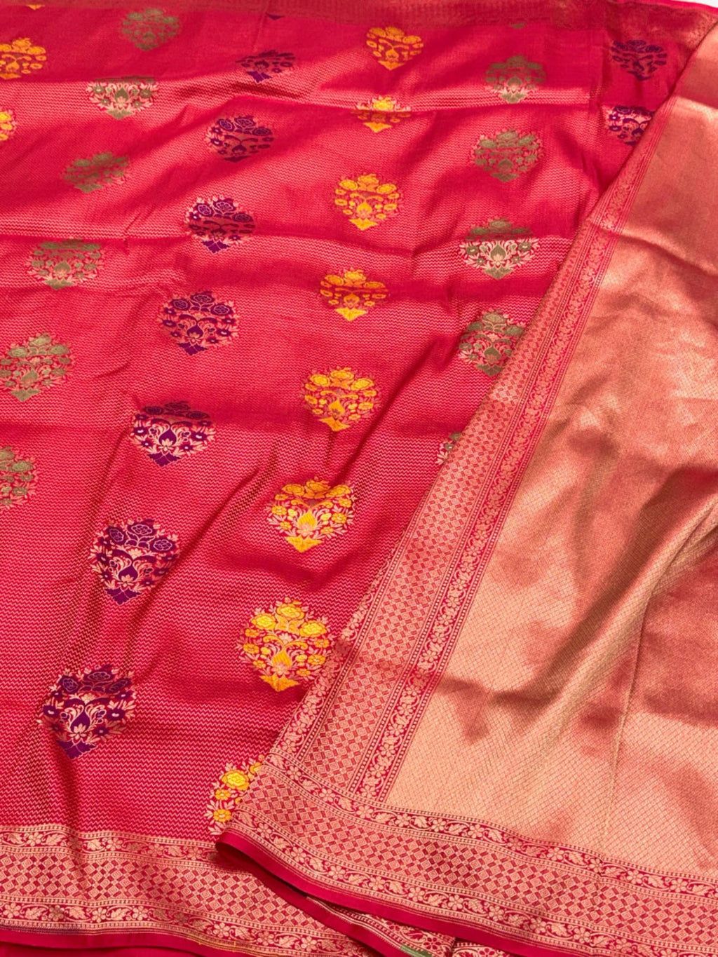 Reddish Pink Pure Katan Silk Handloom Banarasi Brocade Saree