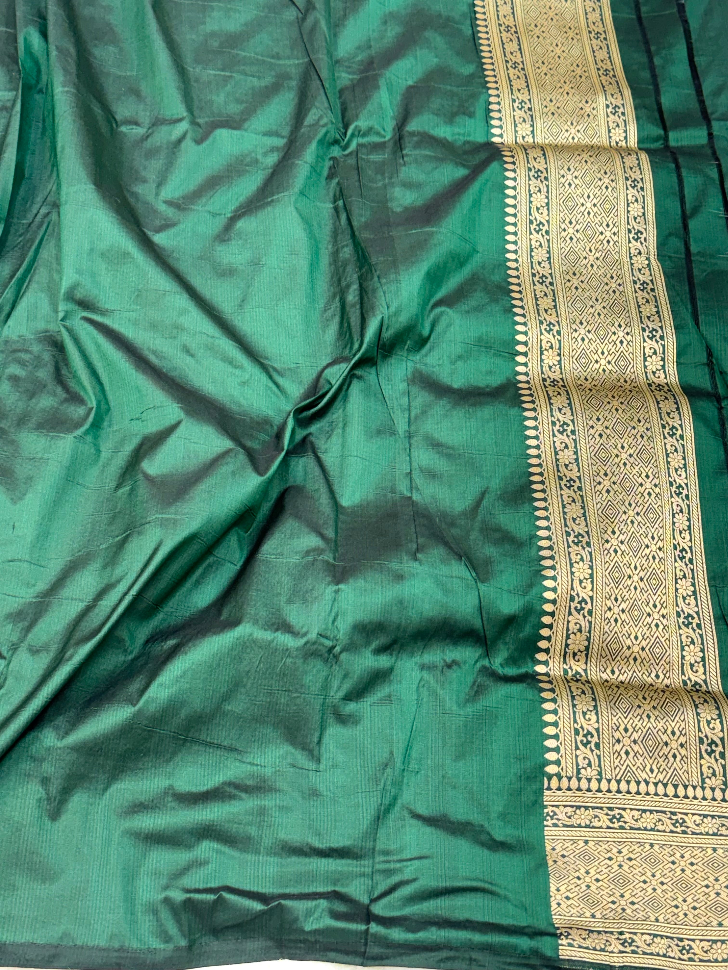 Bottle Green Pure Mulberry Katan Silk Handloom Banarasi Saree
