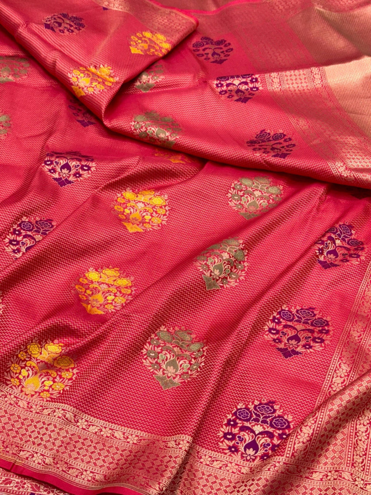 Reddish Pink Pure Katan Silk Handloom Banarasi Brocade Saree