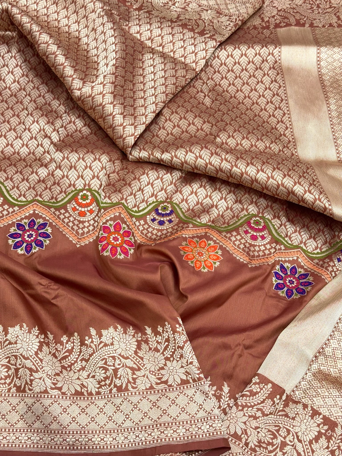 Brown Exclusive Banarasi Contemporary Saree | Pure Katan Mulberry Silk - Kadhwa Technique Handwoven Banarasi Saree