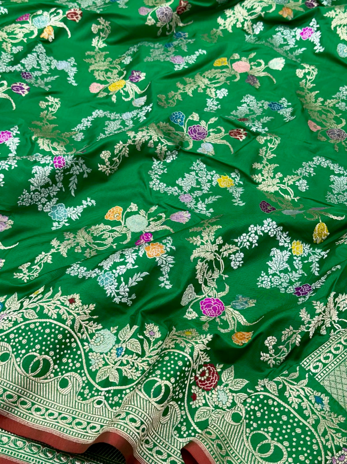 Green Pure Double Katan Mulberry Silk Handwoven Banarasi Kadhwa Weave Saree
