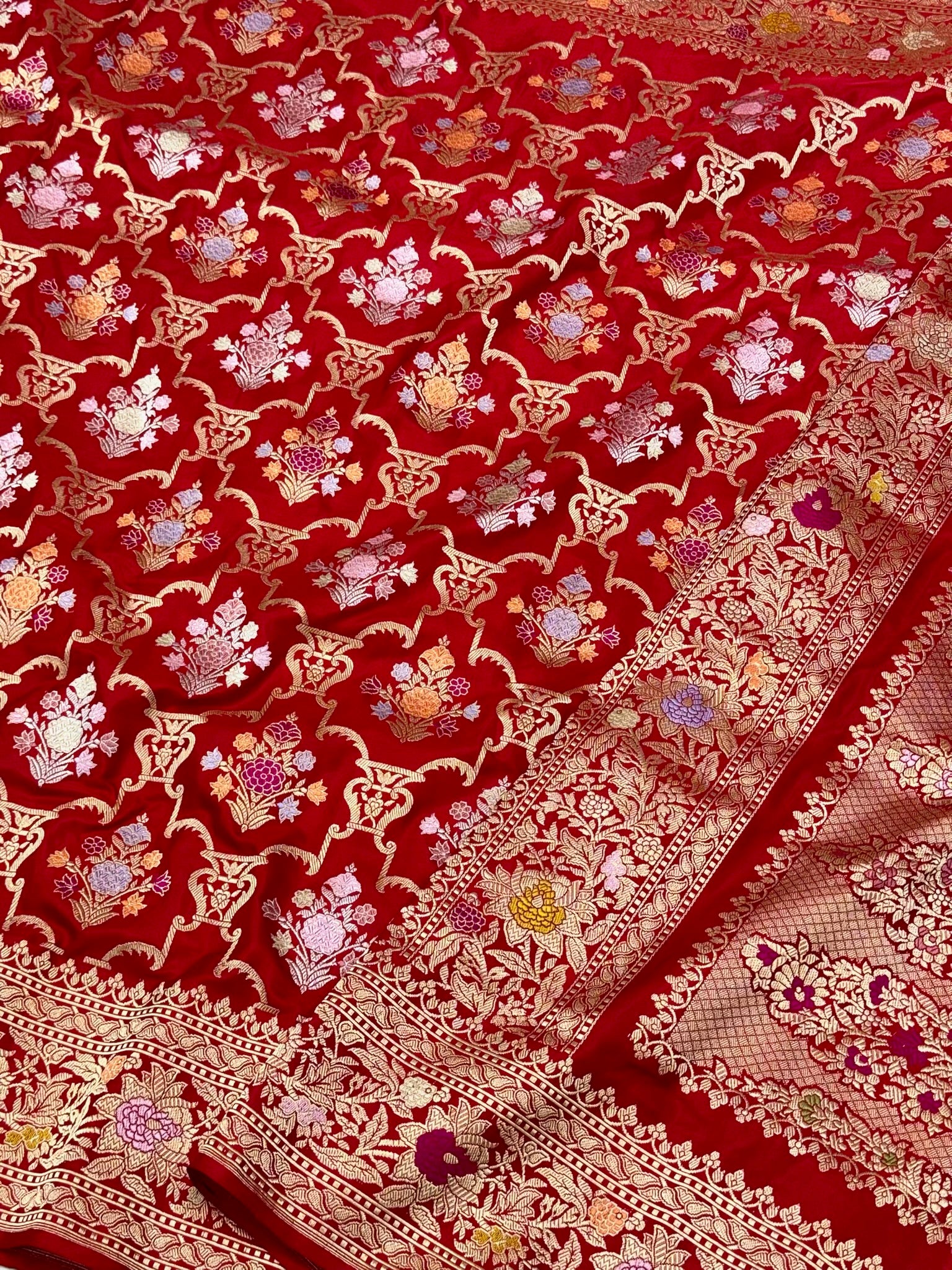 Red Pure Mulberry Silk & Pure Double Katan Silk Handwoven Premium Banarasi Saree with Kadhwa Weave