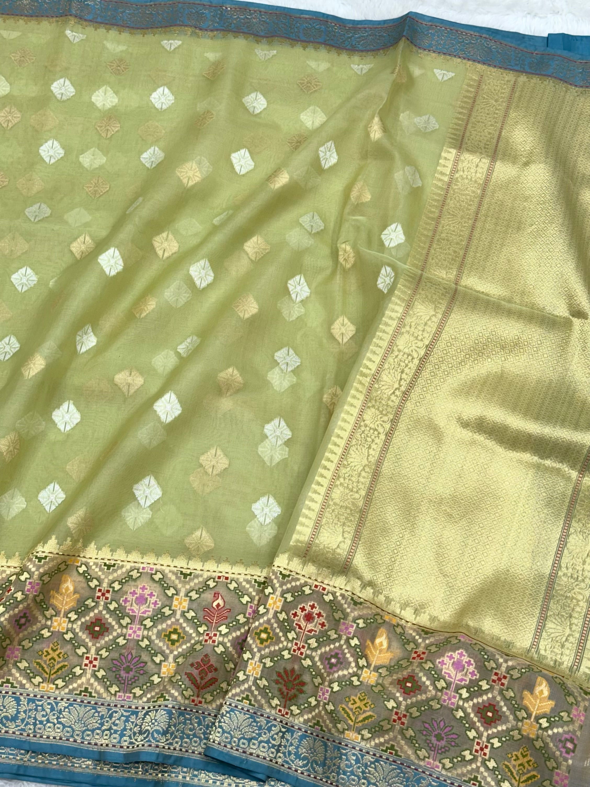 Pista Green Pure Kora Silk Handwoven Banarasi Saree