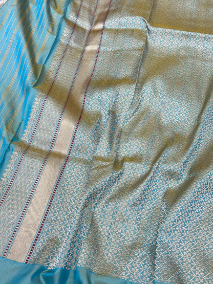 Aqua Blue/Dual Tone Pure Mulberry Katan Silk | Kadhwa Ektara Weave | Handwoven Banarasi Saree - Six Yards of Pure Elegance
