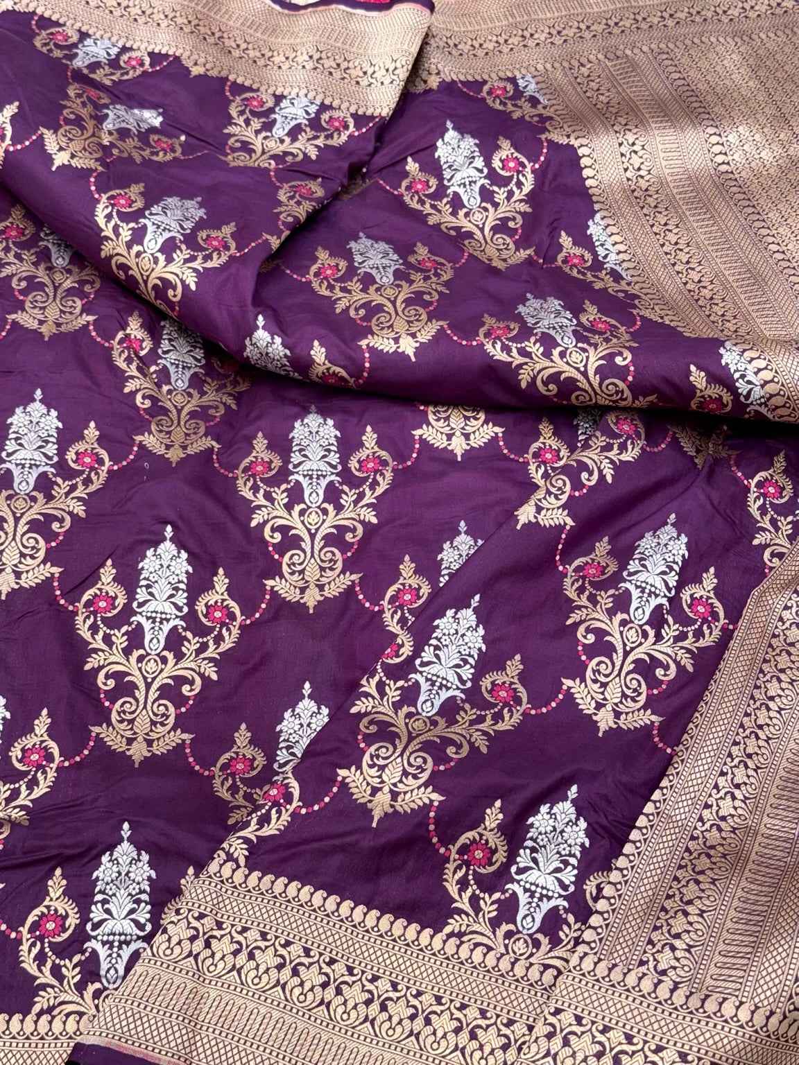 Magenta Handloom Banarasi Saree - Pure Katan Silk & Pure Mulberry Silk Banarasi Saree