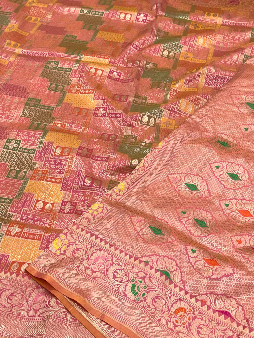 Yellowish Pink Pure Mulberry Katan Silk Handloom Banarasi Saree |Rangkaat|