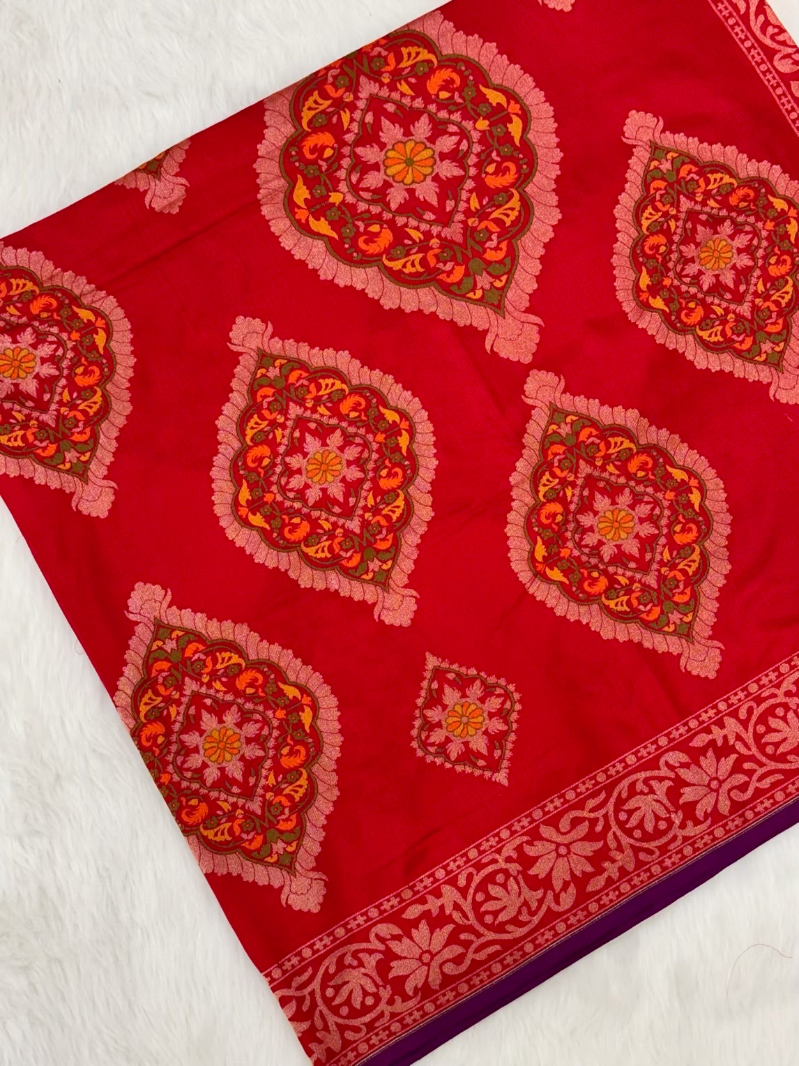 Red Pure Katan Silk Handwoven Banarasi Saree |Ektara Weave|