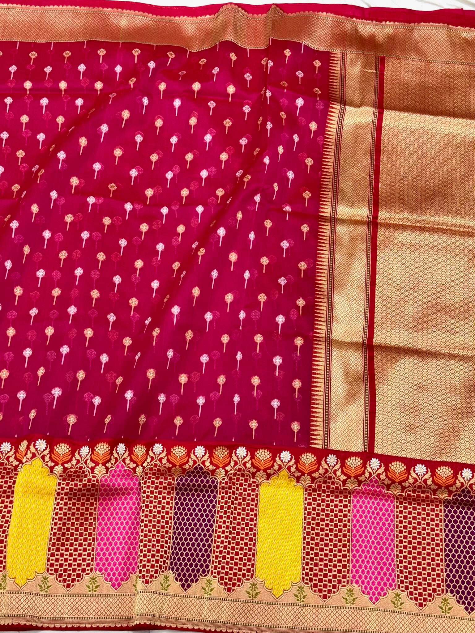 Raspberry Pink Pure Mulberry Kora Silk Handwoven Banarasi Saree | Kadhiyal Rangkaat style Border