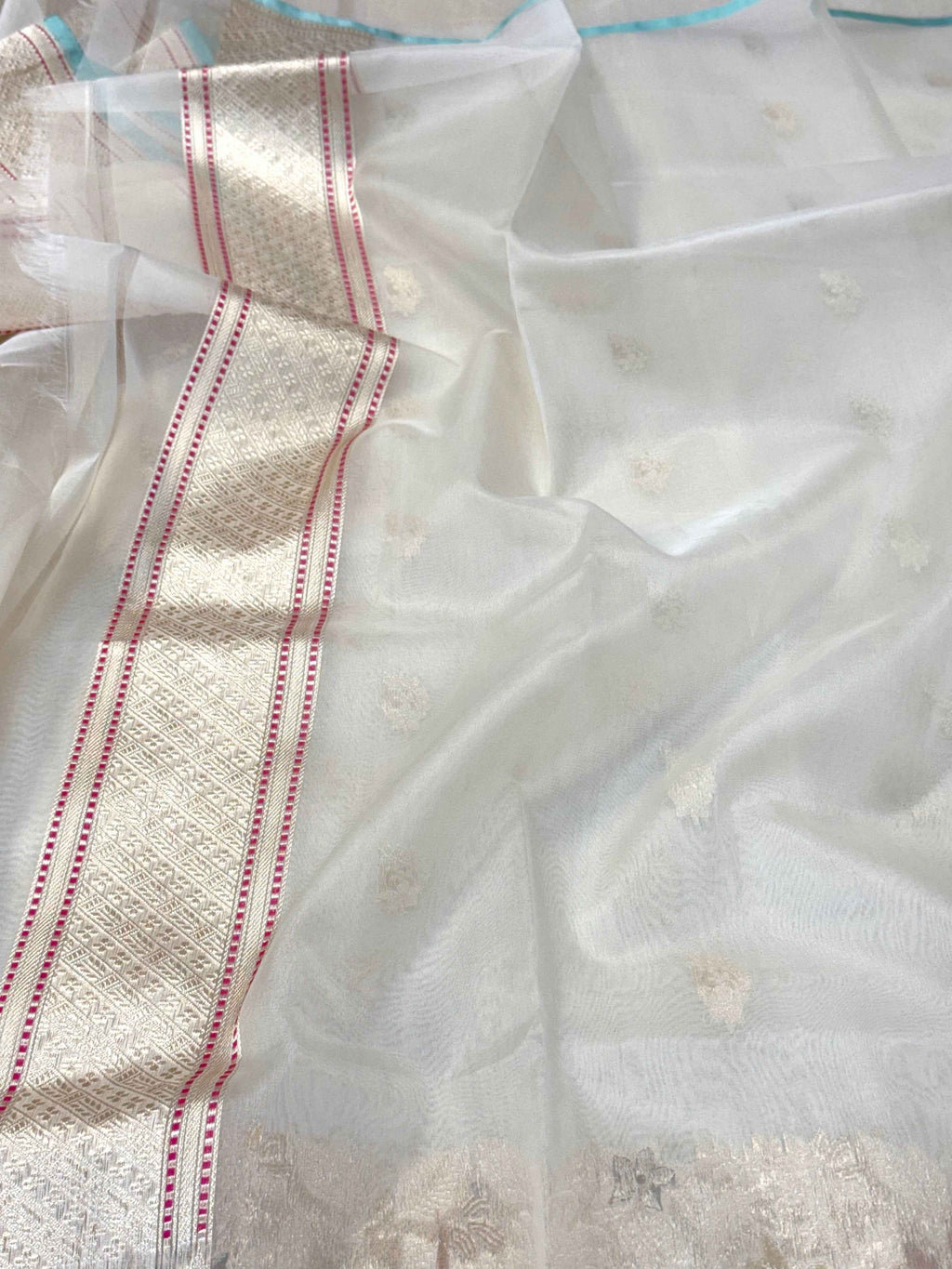 Pearl White Pure Kora Silk Handwoven Banarasi Saree