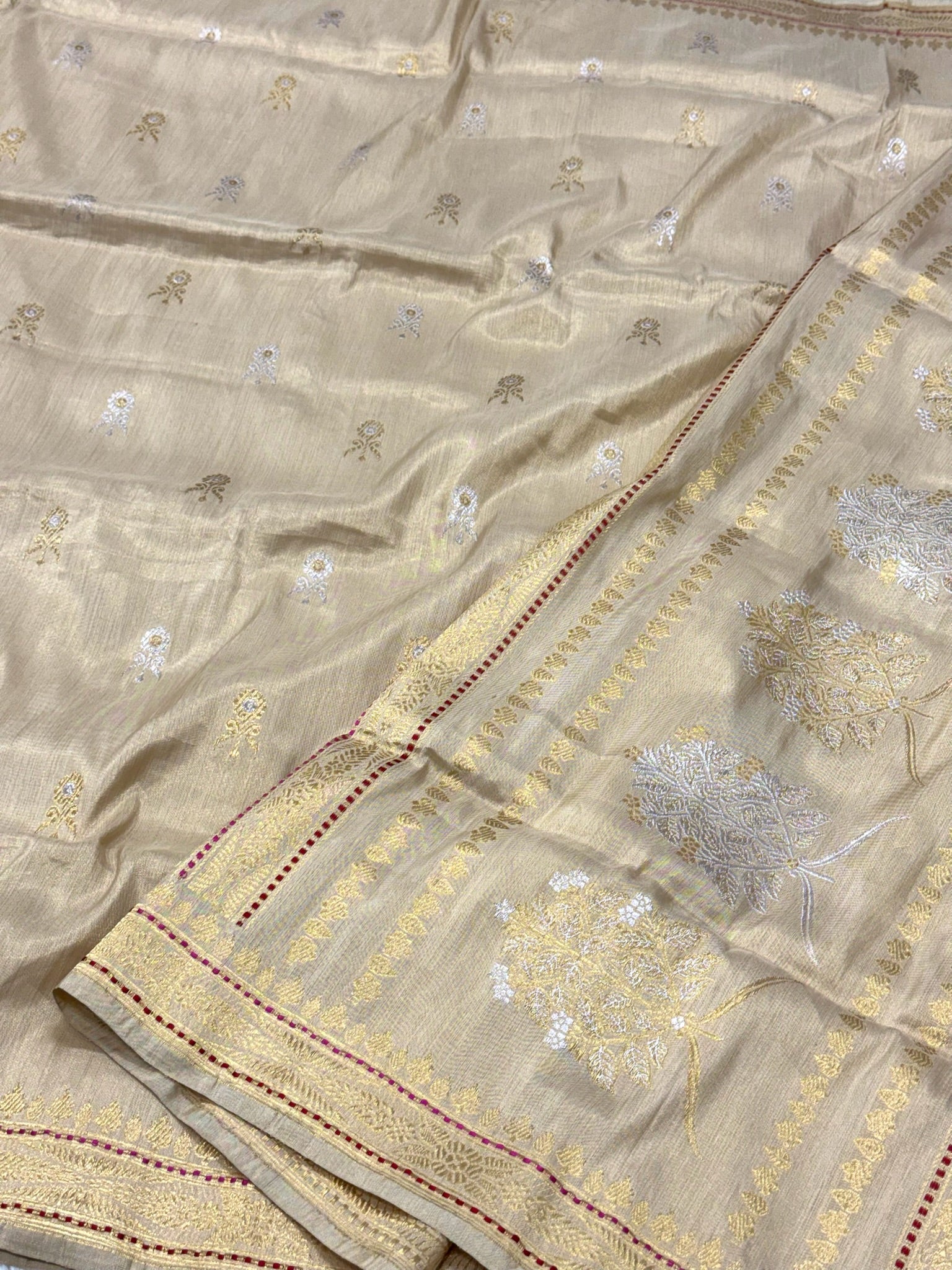 Ivory Pure Katan Tissue Silk Handwoven Banarasi Saree |Ektara Weave|