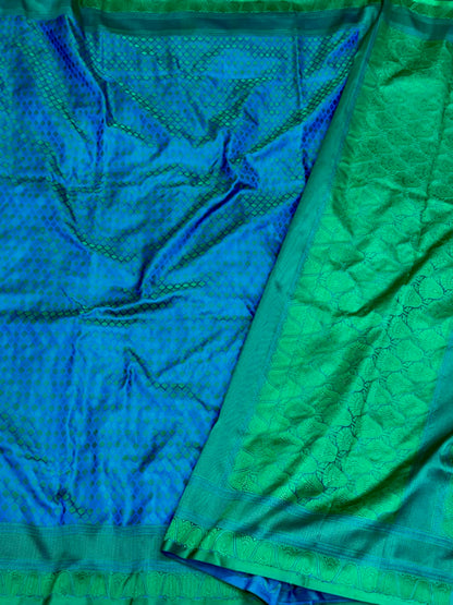 Blue/Green Pure Mashru Silk - Pure Satin Silk Handwoven Banarasi Kadhwa Saree | Dual Tone Tanchoi Saree