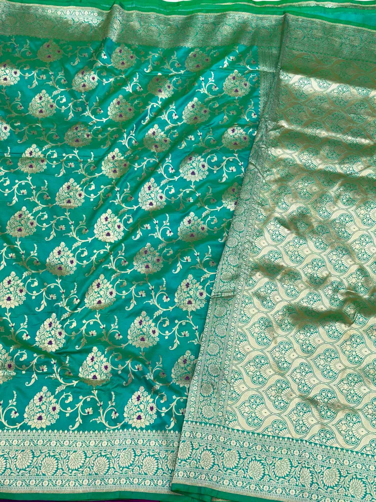 Green Banarasi Handloom Saree - Pure Katan & Mulberry Silk