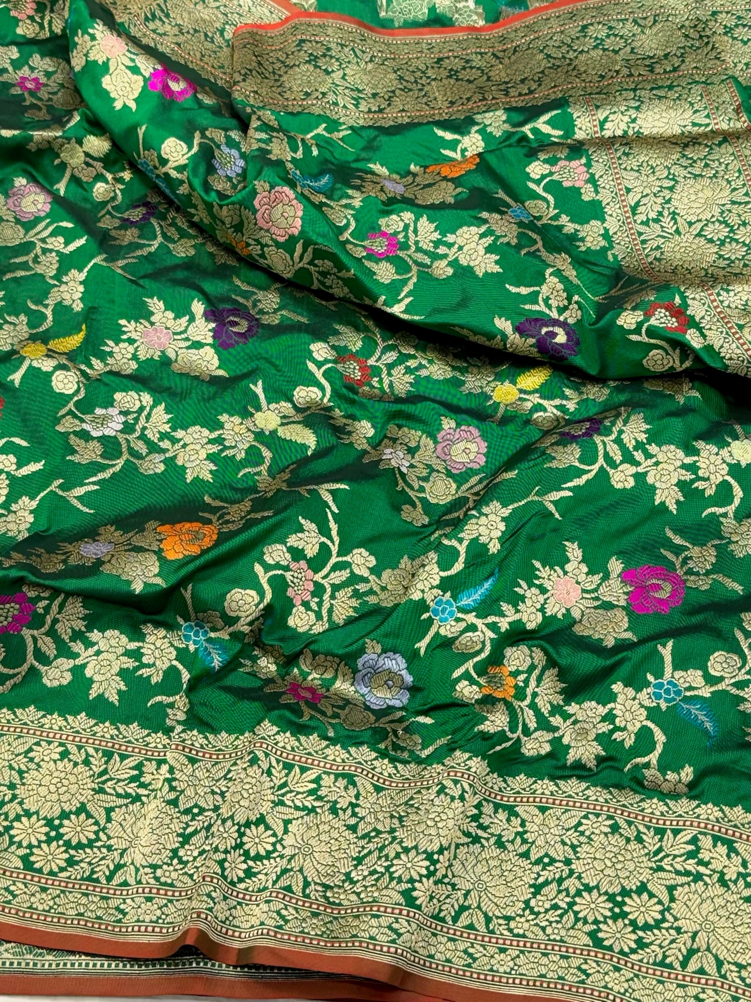 Bottle Green Pure Double Katan Mulberry Silk | Kadhwa Technique | Handwoven Banarasi Saree