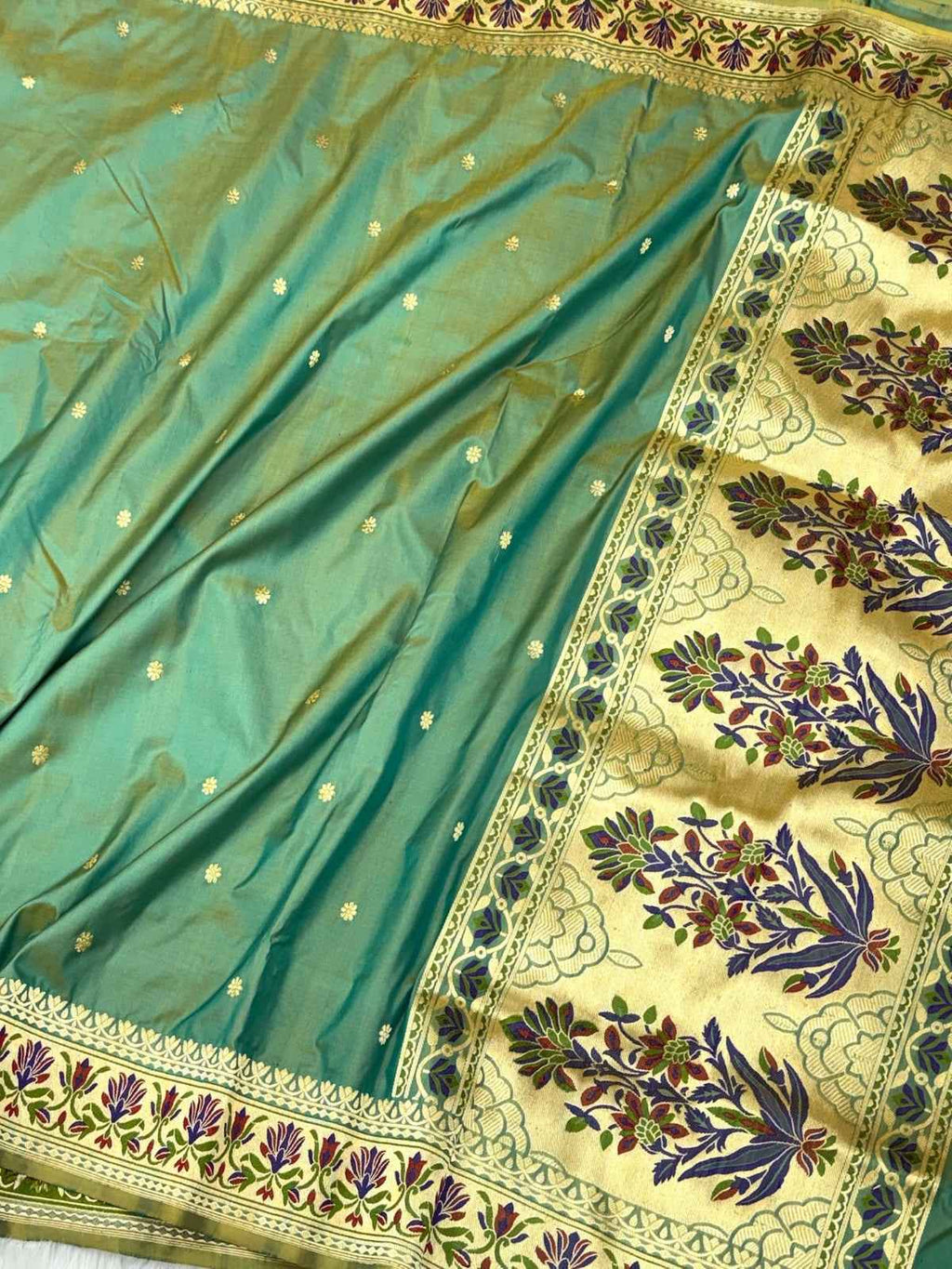 Magenta Pink Pure Katan Silk Handwoven Banarasi Saree | Soft Drape |