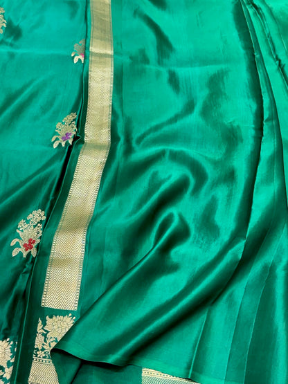 Emerald Green Pure Mashru Satin Silk | Kadhwa Weave | Handwoven Banarasi Saree - Rooted Elegance